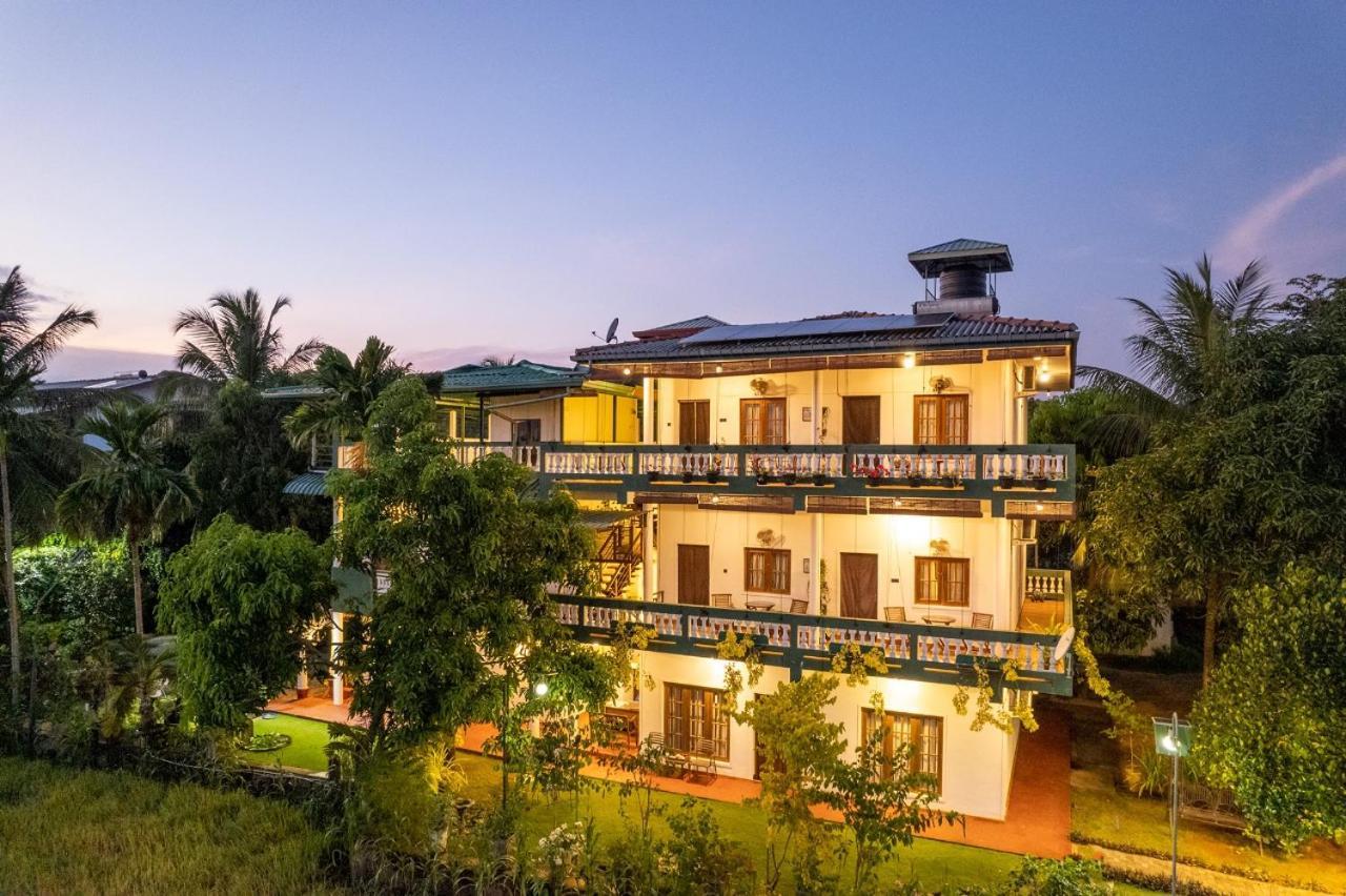 Mailagama Cinnamon Residence カタラガマ エクステリア 写真